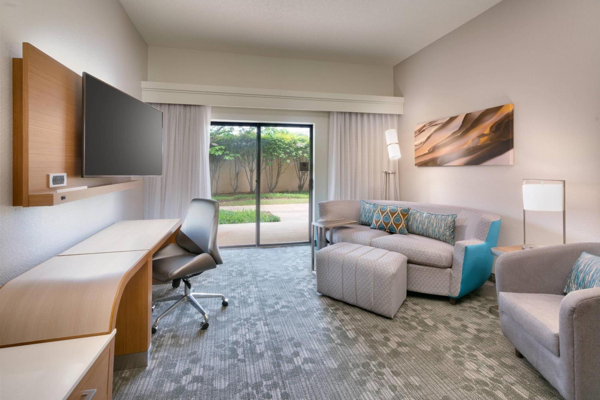 Courtyard By Marriott Oklahoma City Northwest Exterior photo