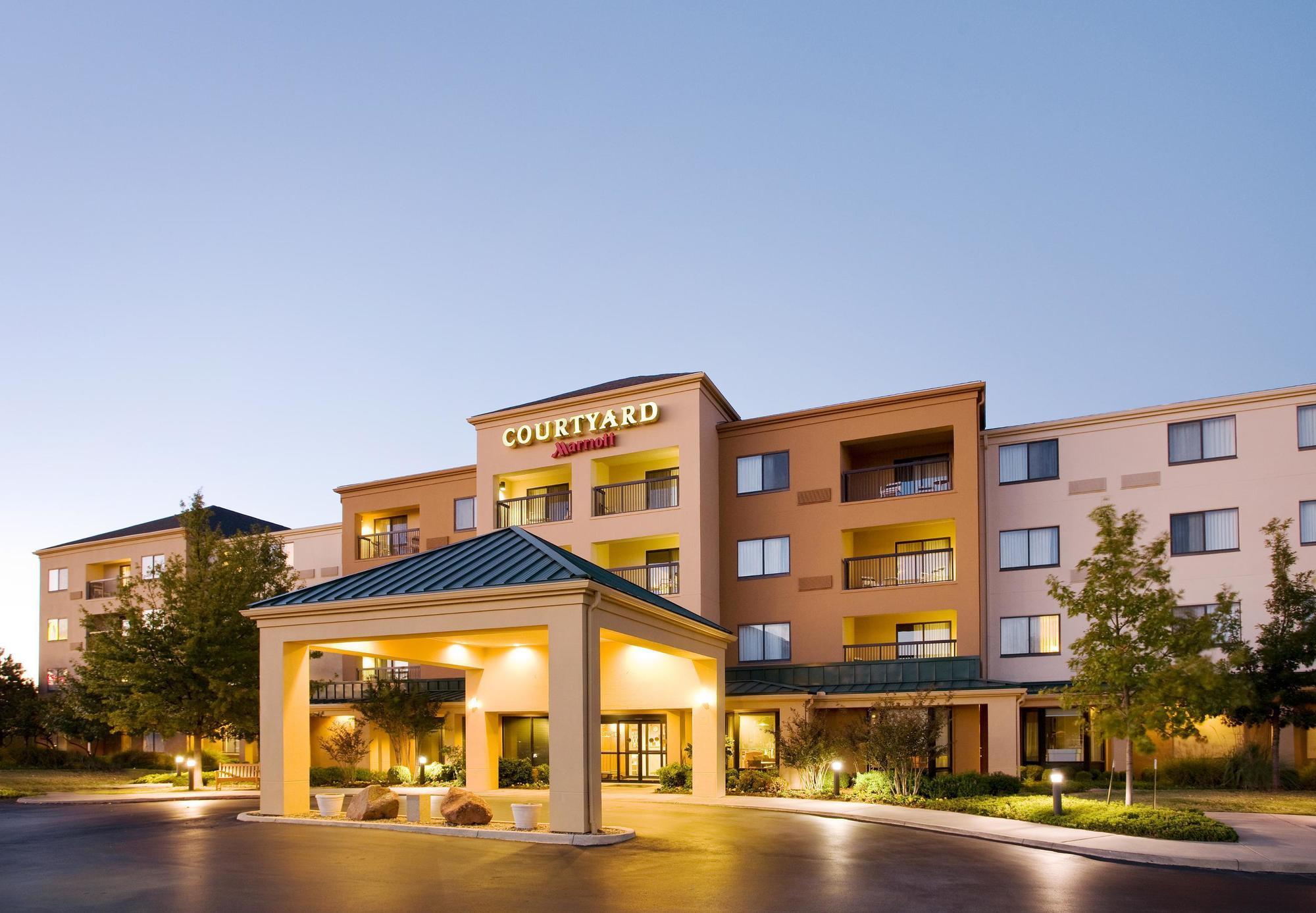 Courtyard By Marriott Oklahoma City Northwest Exterior photo