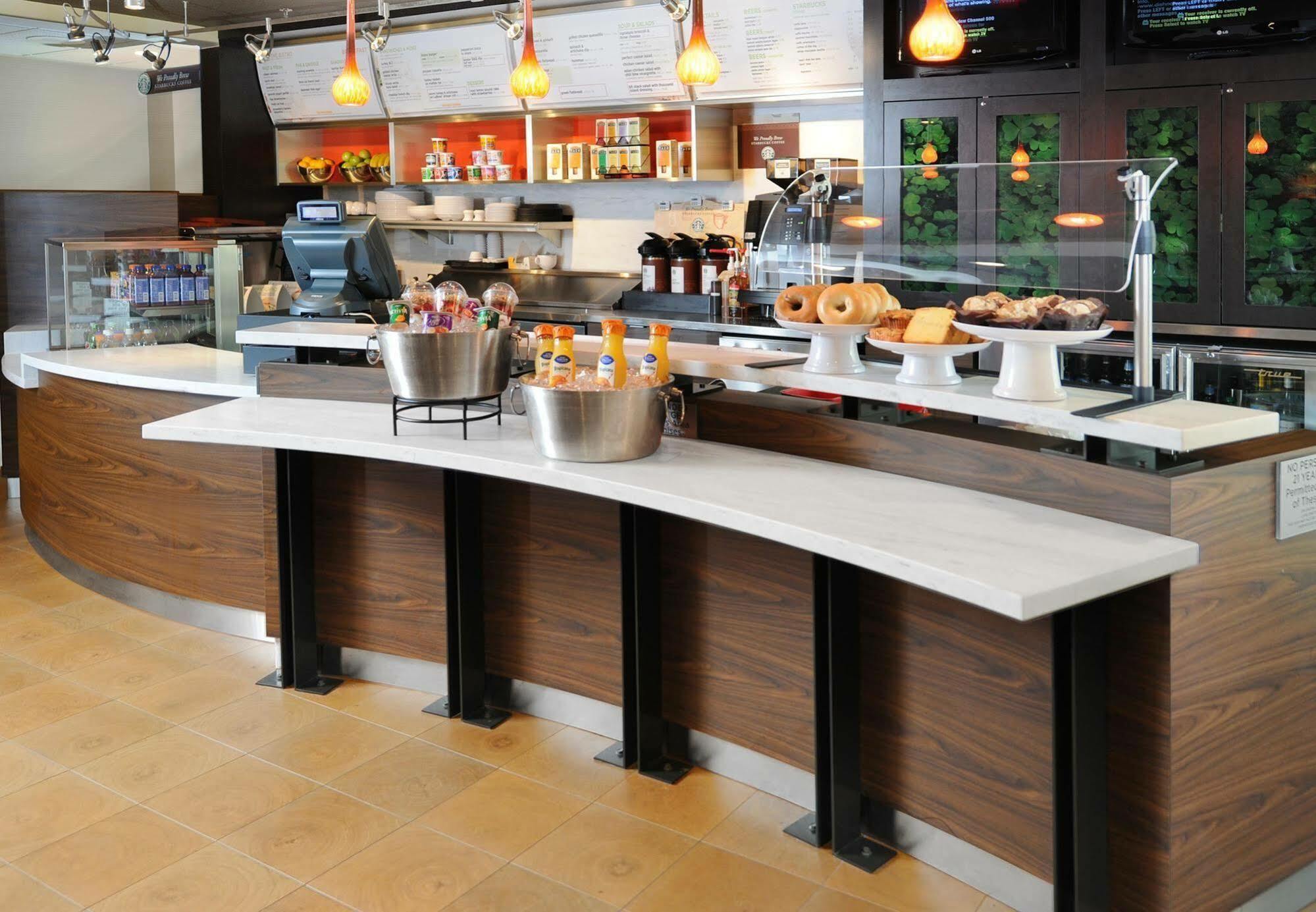 Courtyard By Marriott Oklahoma City Northwest Exterior photo